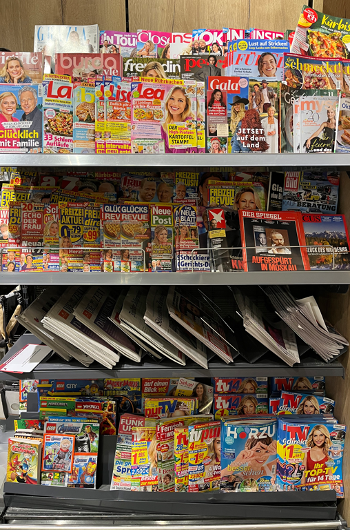 Literatur und Zeitschriften, Bücher, Romane zum Lesen bei EDEKA Bandelt im Mercado Center