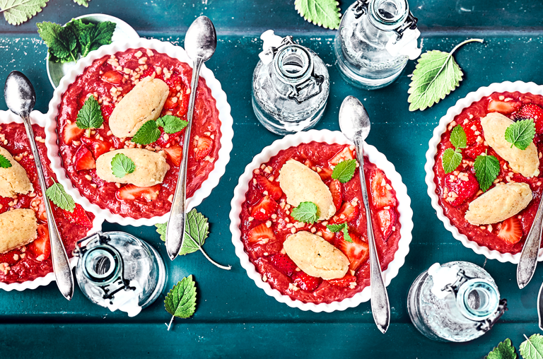 EDEKA Rezept Grießmousse mit Erdbeeren