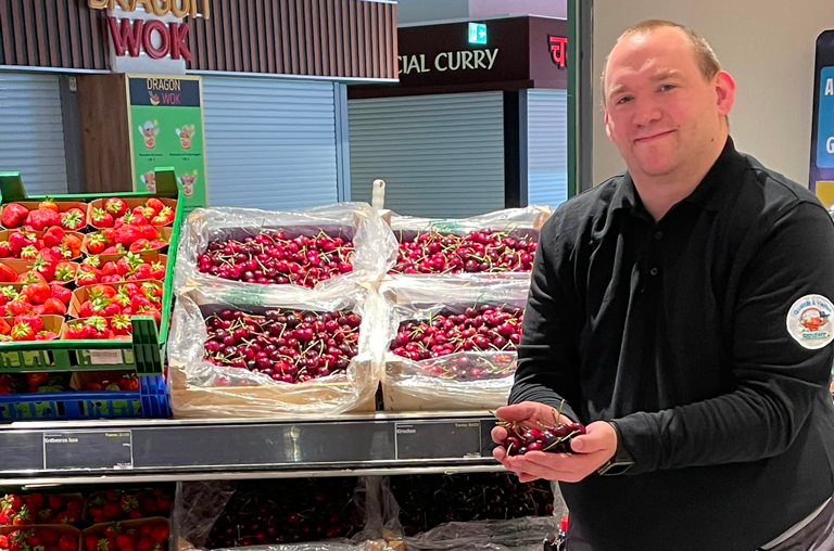 Frische Kirschen bei EDEKA Bandelt