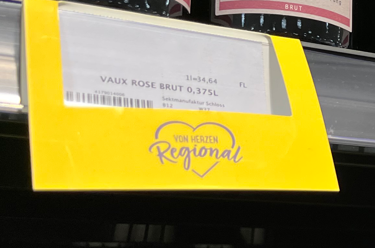von Herzen regional - Regaletikett im Markt