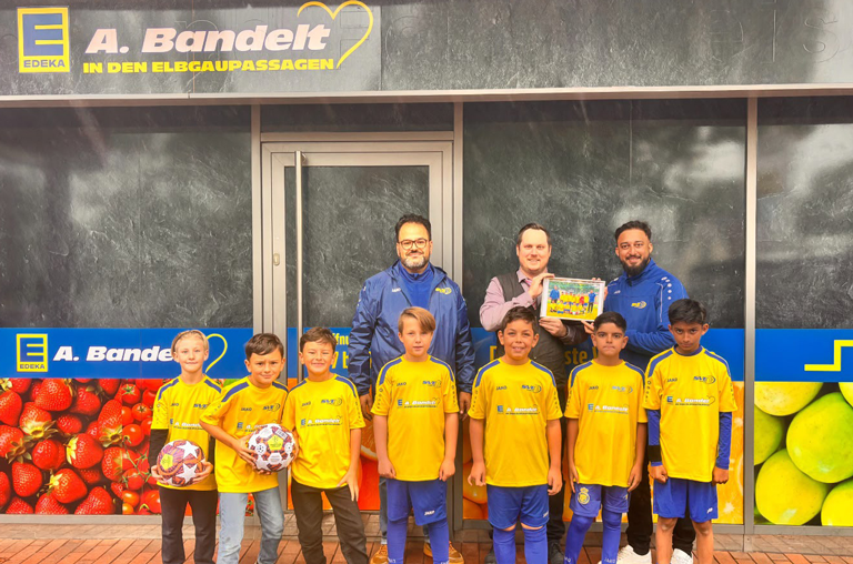 Fußball-Spenden EDEKA A. Bandelt